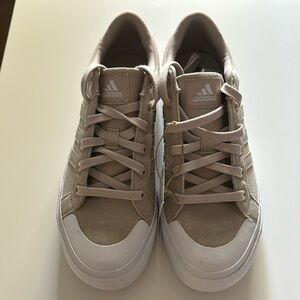 Adidas Bravada 2.0 Platform women’s sneaker